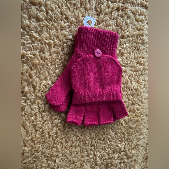 Red Pop Top Gloves - new with tags - One size (Adult) - Picture 3 of 5